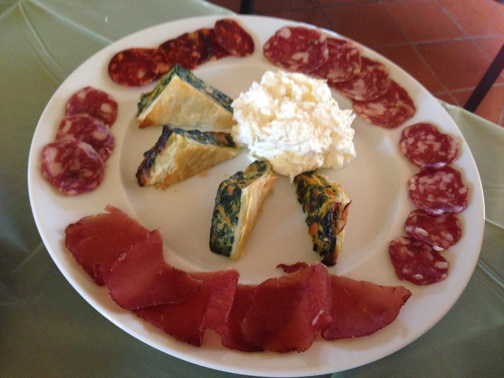 Agriturismo Ristorante Albachiara Villa Carpeneto Екстериор снимка